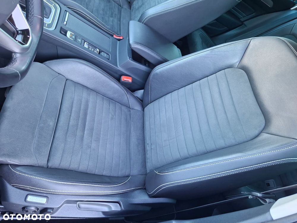 Volkswagen Passat 2.0 TSI Elegance DSG - 22