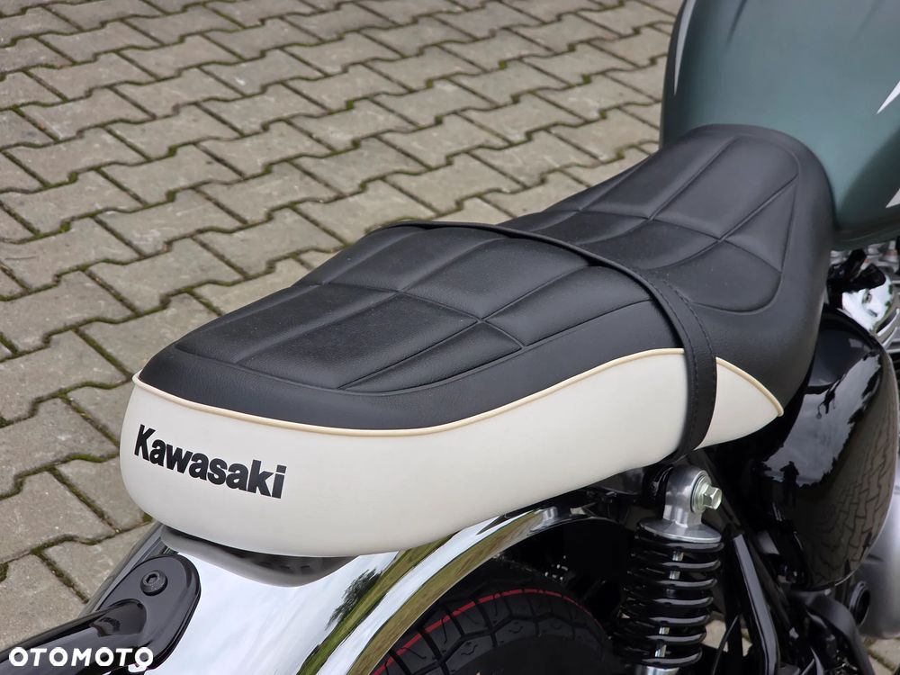 Kawasaki Inny - 16