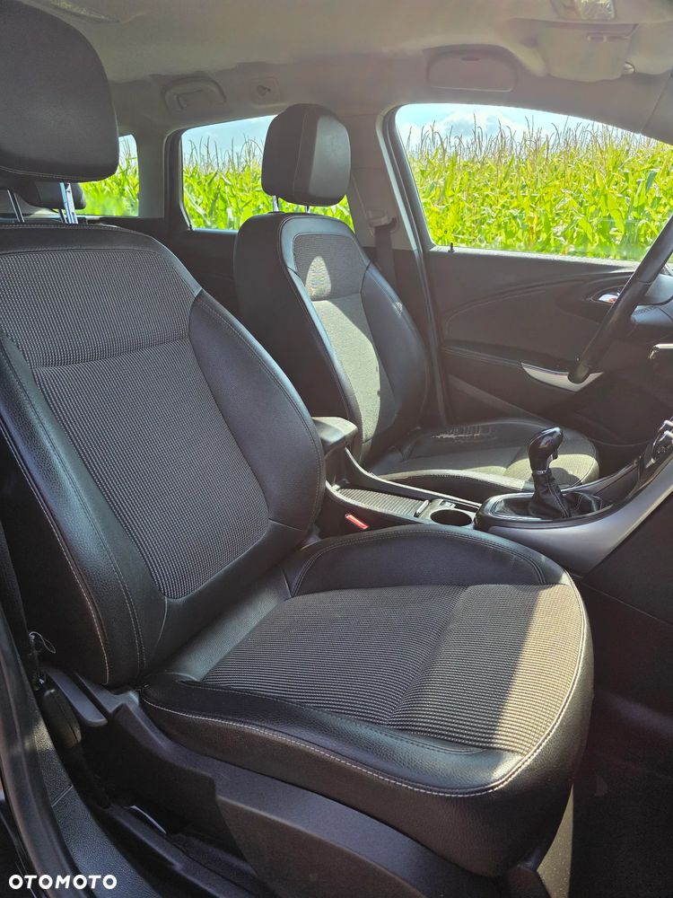 Opel Astra 1.4 Turbo Sport - 19