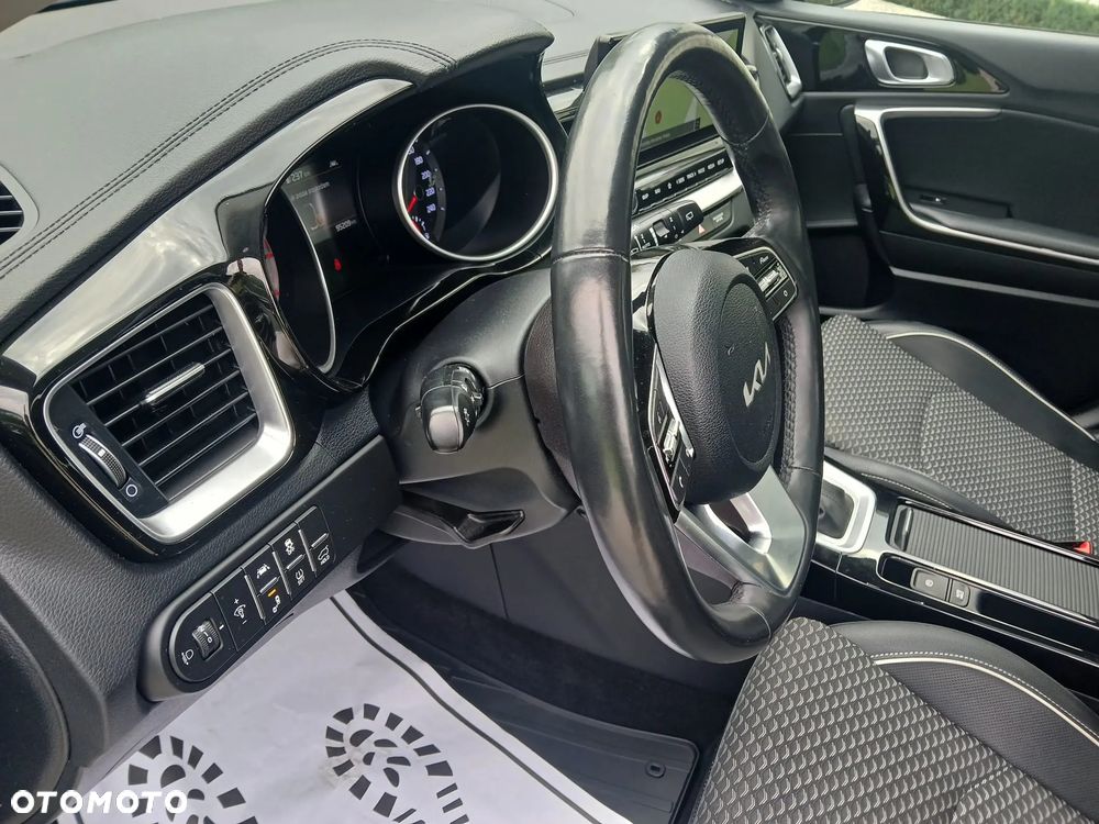 Kia XCeed - 4