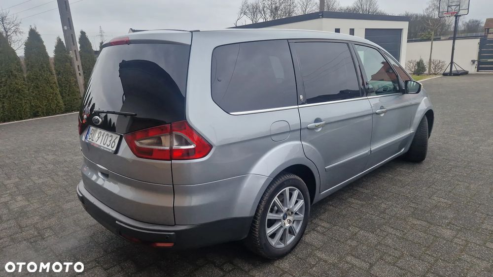 Ford Galaxy 2.0 TDCi Ghia - 21