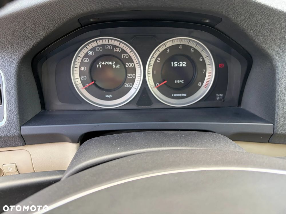 Volvo V60 2.0T Summum - 8