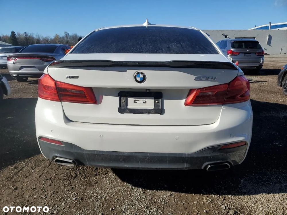 BMW Seria 5 530i xDrive - 6