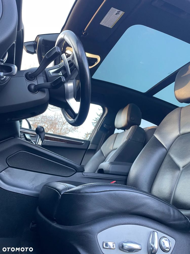 Porsche Macan - 14