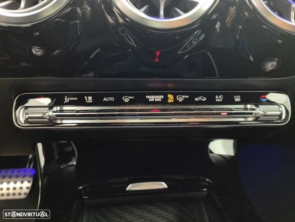 Mercedes-Benz A 250 - 18