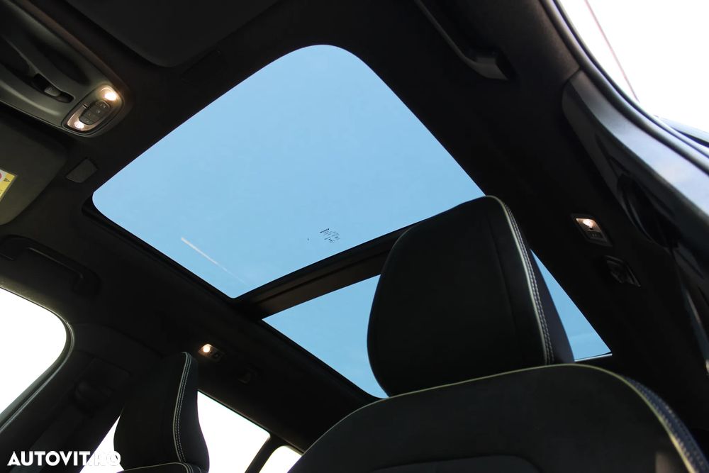 Volvo XC 40 Recharge T5 Twin Engine AT7 R-Design - 31