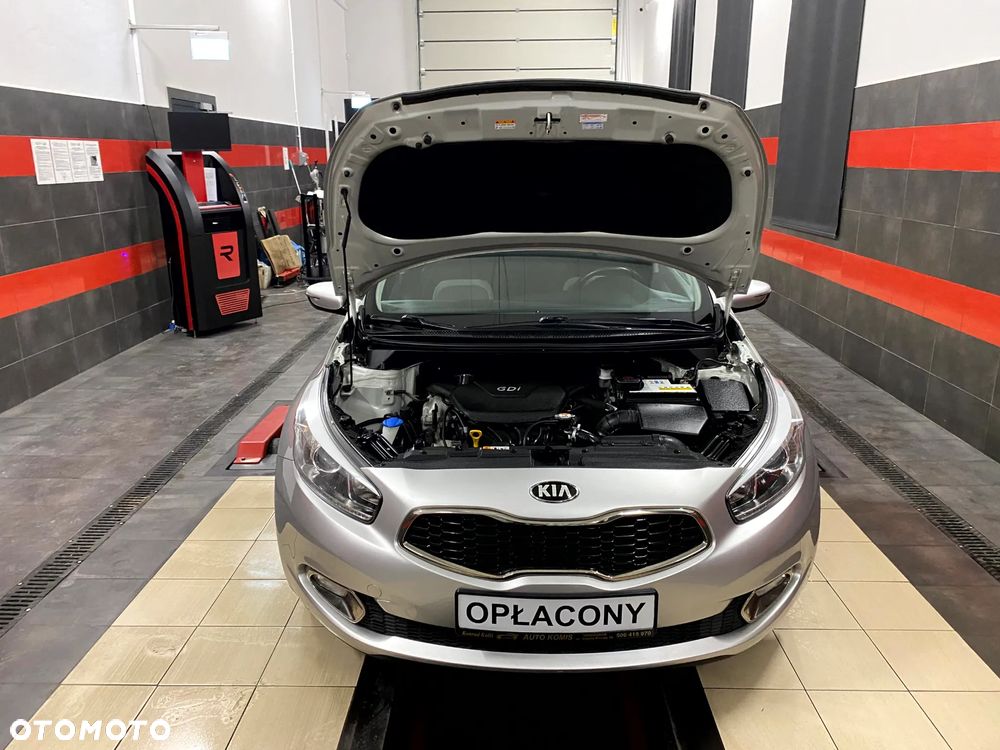 Kia Ceed 1.6 GDI Platinum Edition - 28