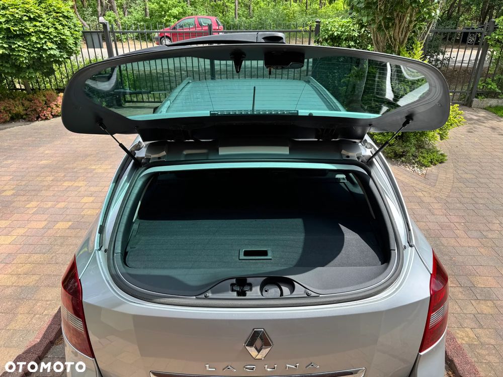 Renault Laguna dCi 150 FAP Dynamique - 11