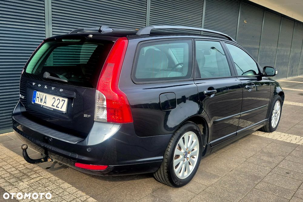 Volvo V50 - 3