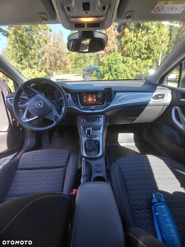 Opel Astra 1.6 CDTI Enjoy S&S - 10