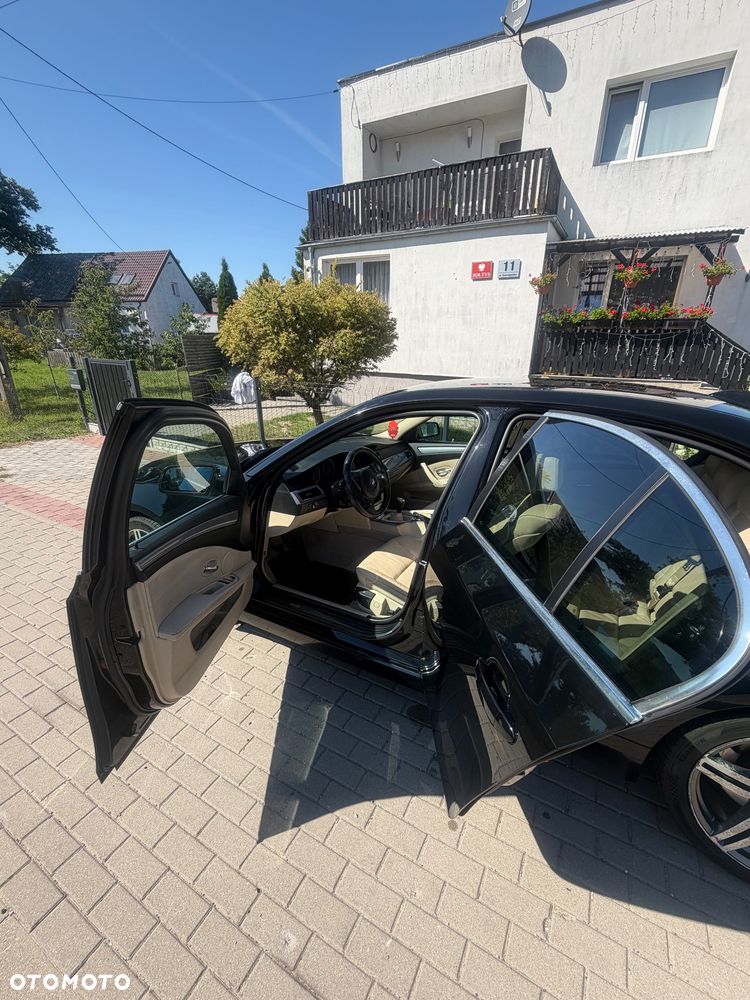 BMW Seria 5 520d - 5