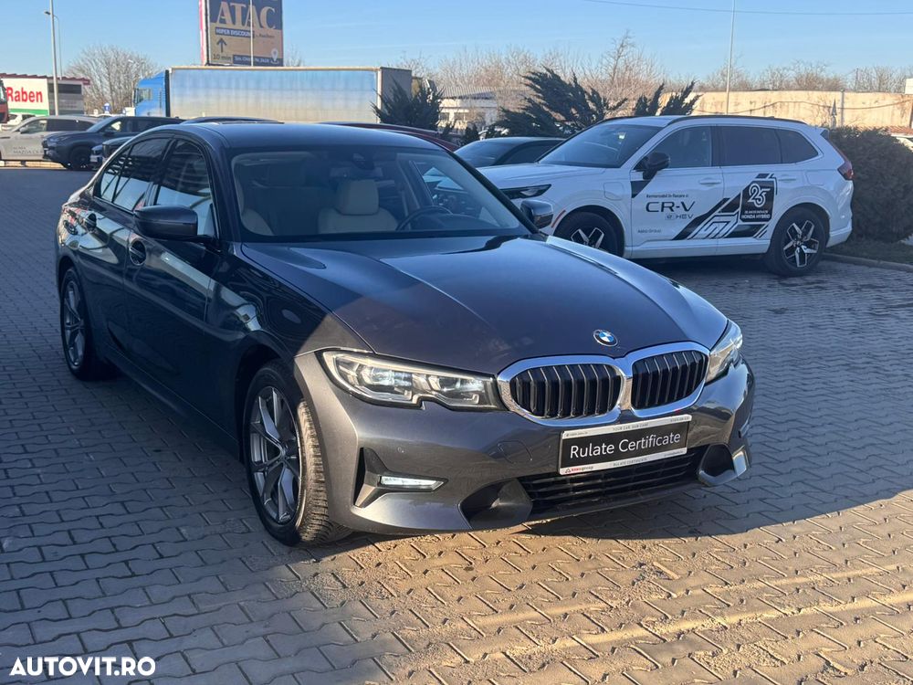 BMW Seria 3 320d xDrive AT Sport Line - 4