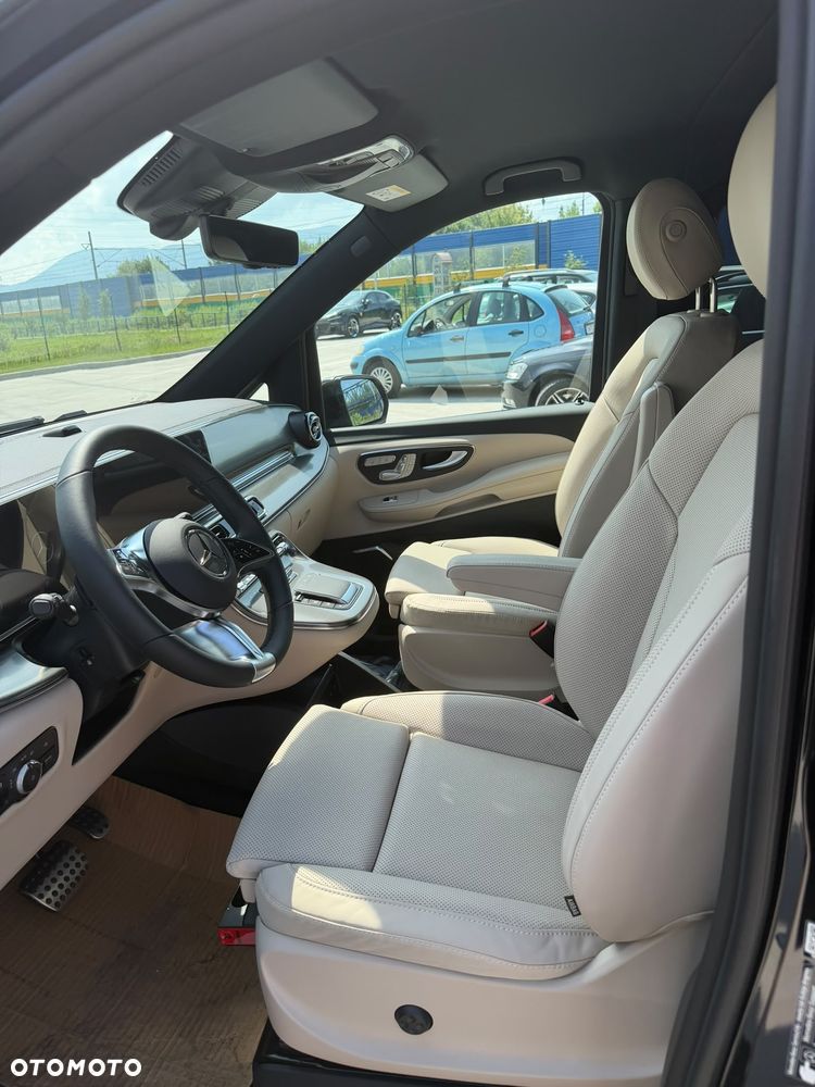Mercedes-Benz Klasa V 300 d 4-Matic Exclusive 9G-Tronic (d³ugi) - 6