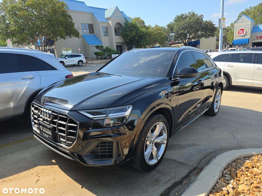 Audi Q8 55 TFSI quattro tiptronic - 2