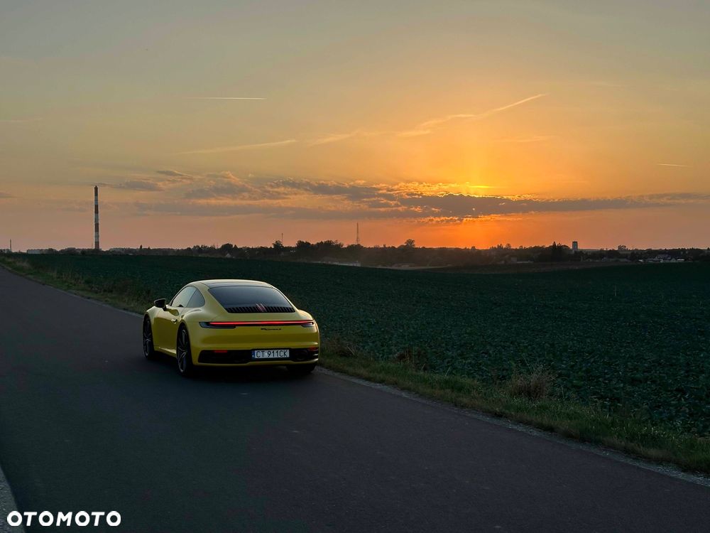 Porsche 911 Carrera S - 17