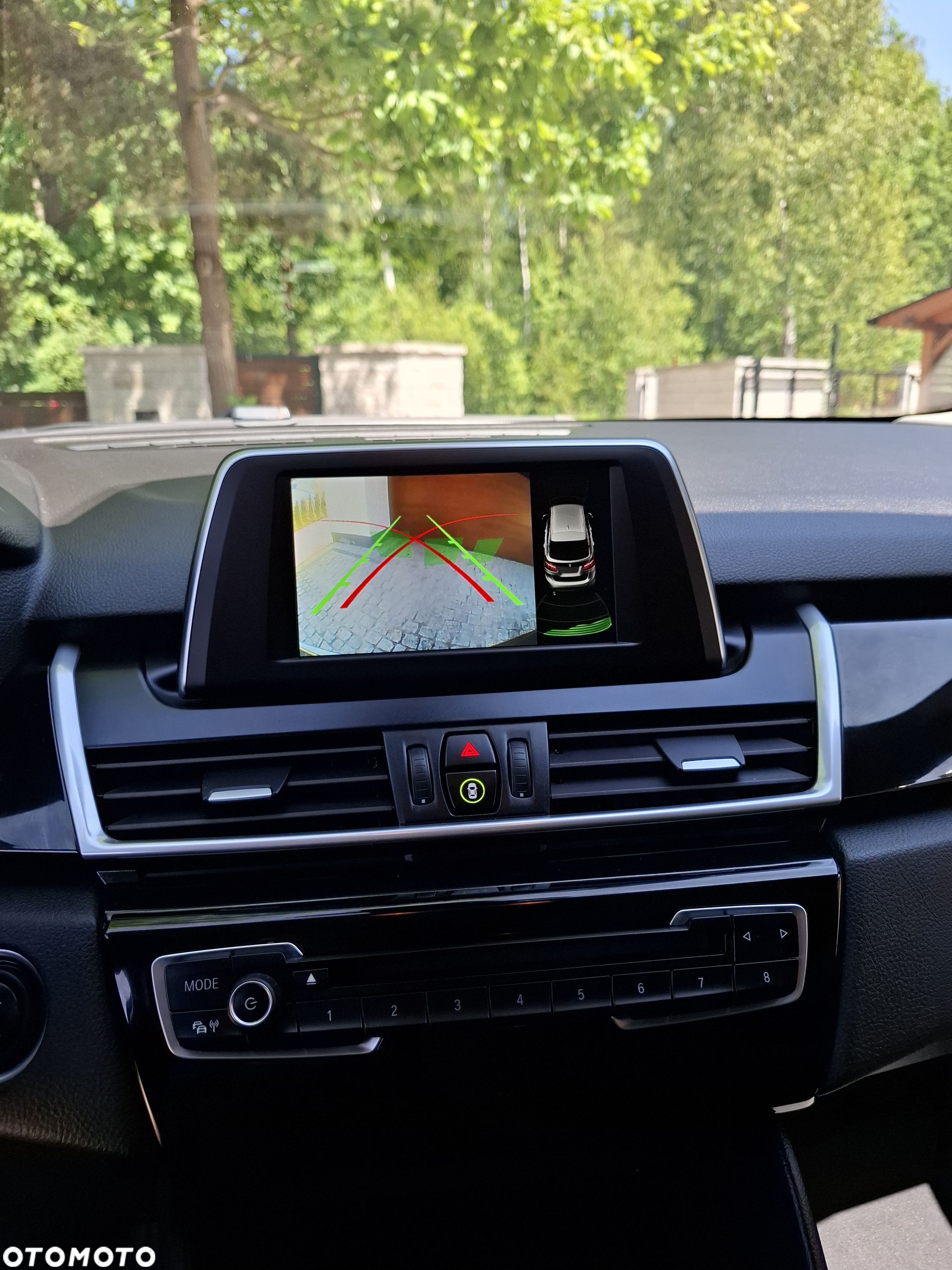 BMW Seria 2 218d - 16