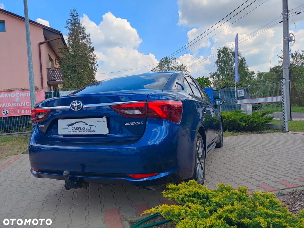 Toyota Avensis 1.8 Premium - 10