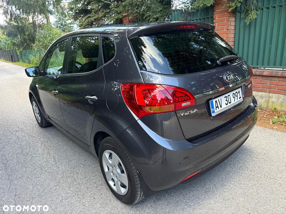 Kia Venga 1.4 CVVT Titanium Collection - 6