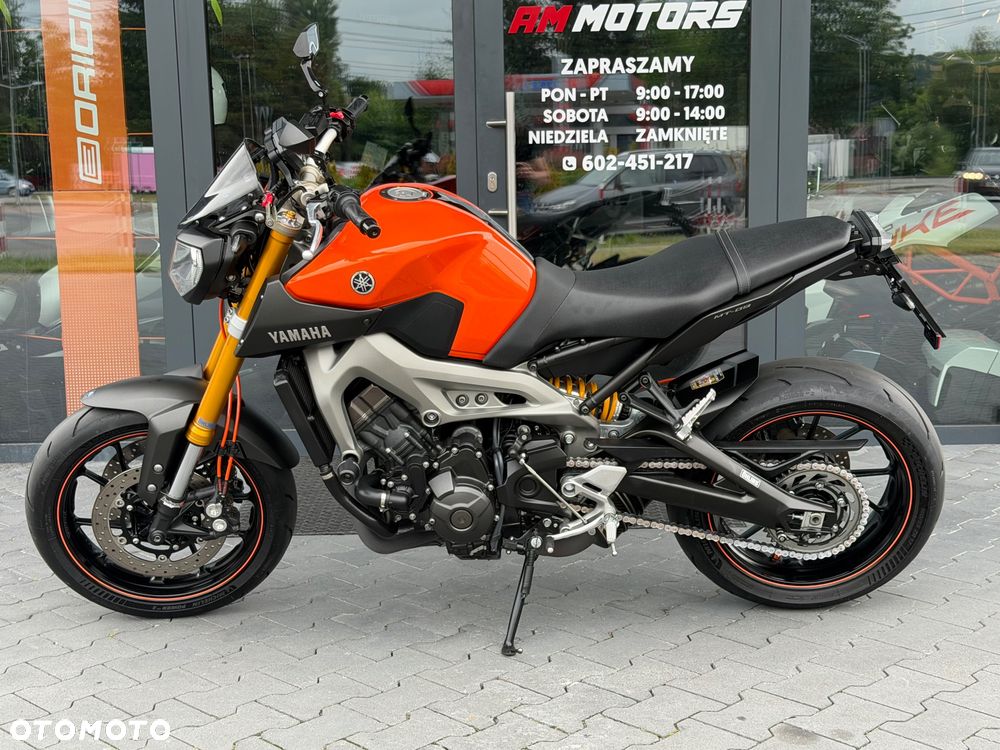 Yamaha MT - 27