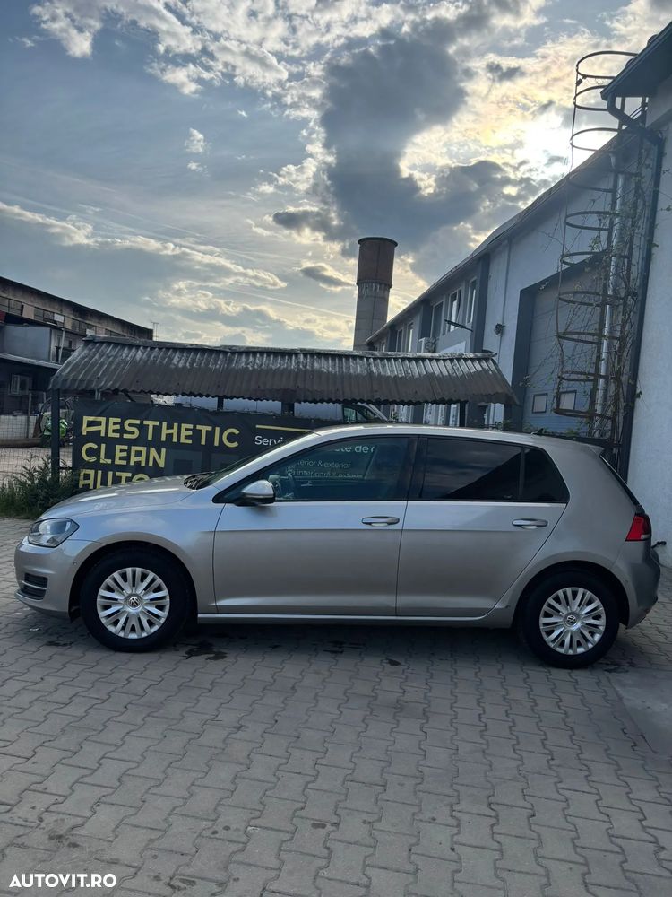 Volkswagen Golf 1.2 TSI Highline BlueMotion Technology - 10