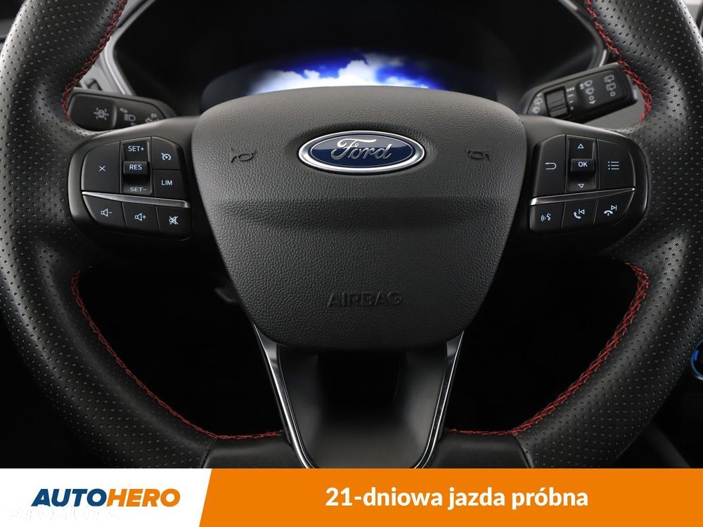 Ford Kuga - 19