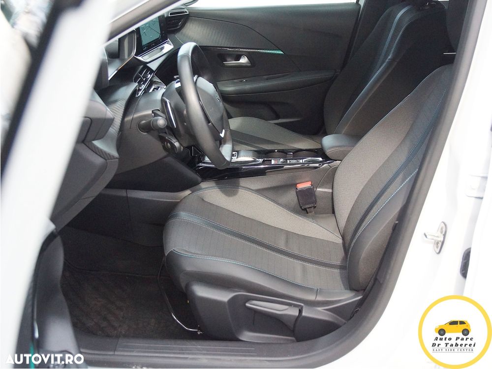 Peugeot 208 PureTech 100 EAT8 Allure Pack - 21