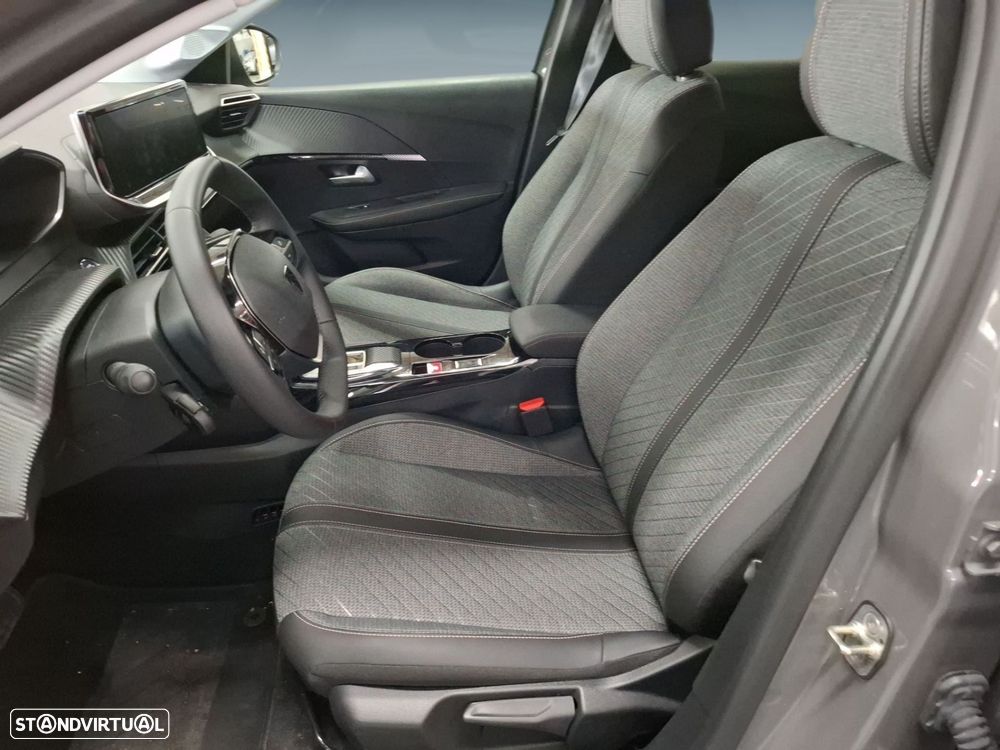 Peugeot e-208 51 kWh Allure - 11