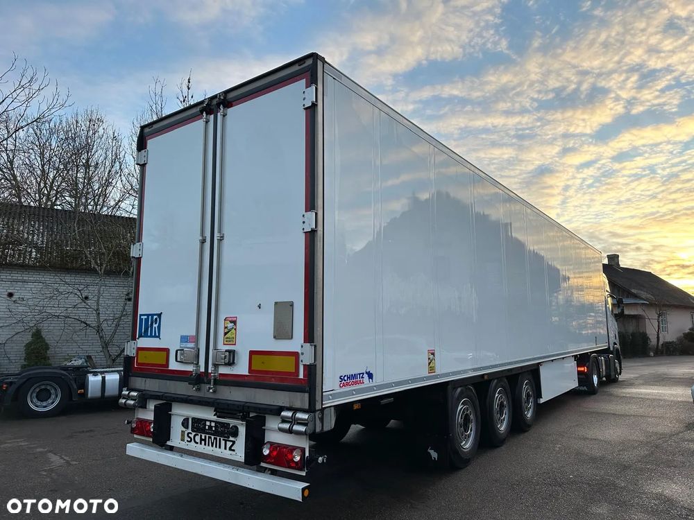 Schmitz Cargobull SKO 24 - 6