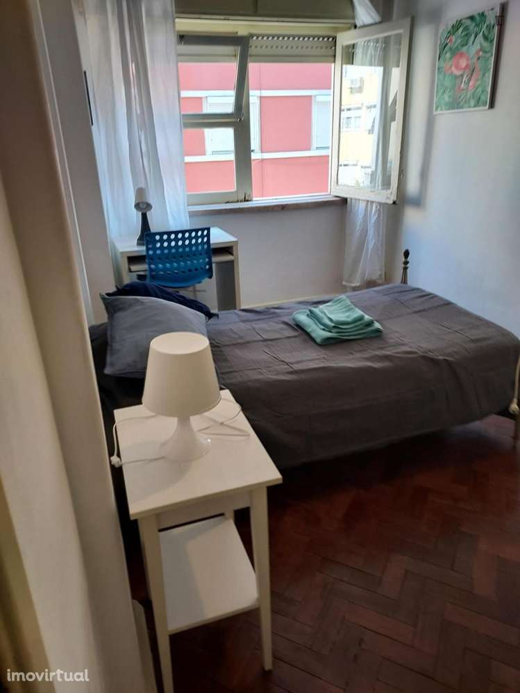 Quarto - localizado em Arroios Lisbon - Grande imagem: 4/26