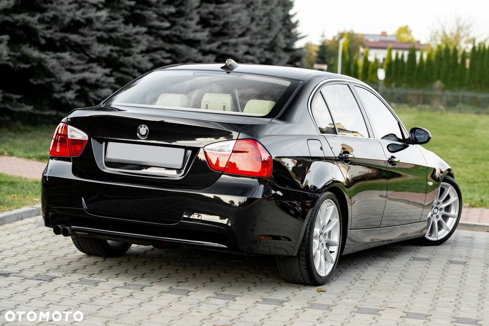 BMW Seria 3 325i - 12