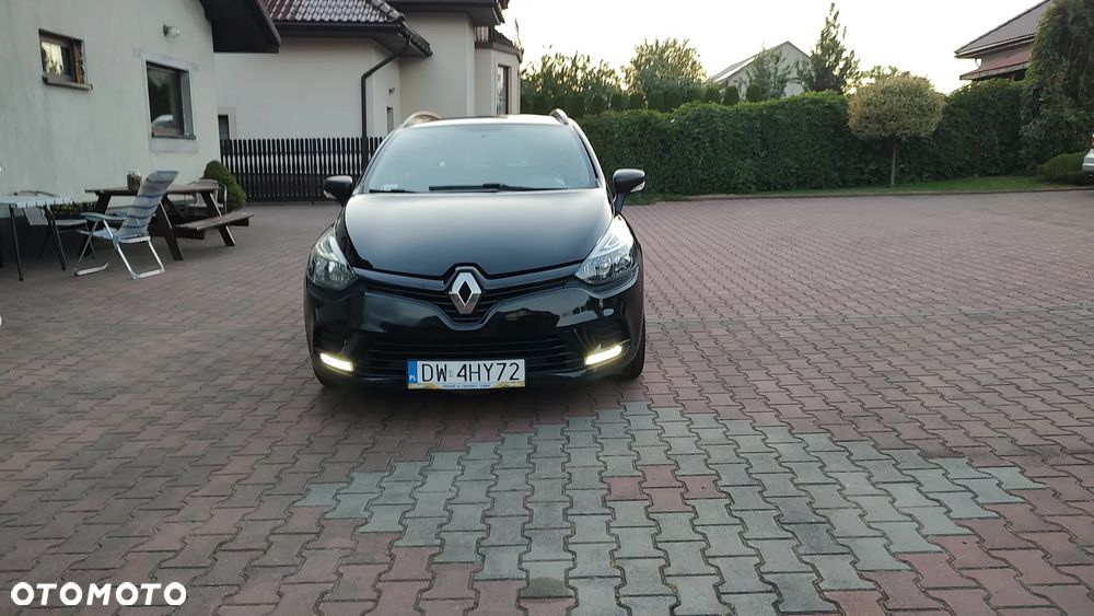 Renault Clio - 2