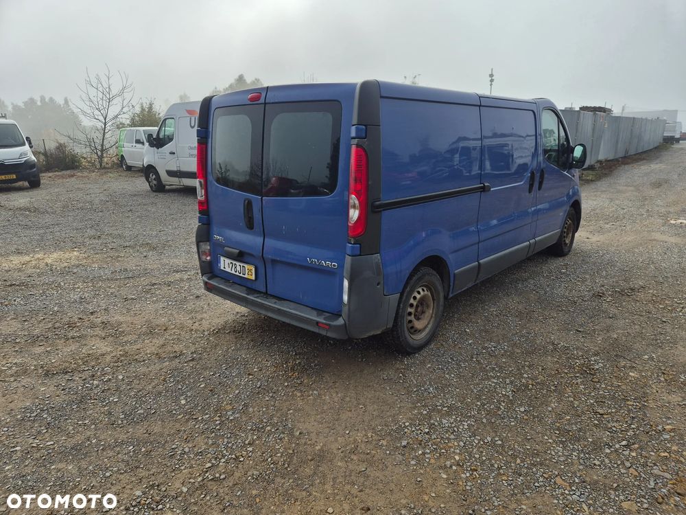 Opel Vivaro - 5