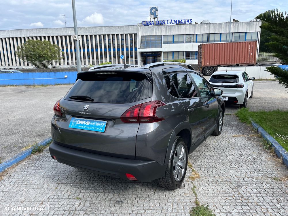 Peugeot 2008 1.5 BlueHDi Signature - 12