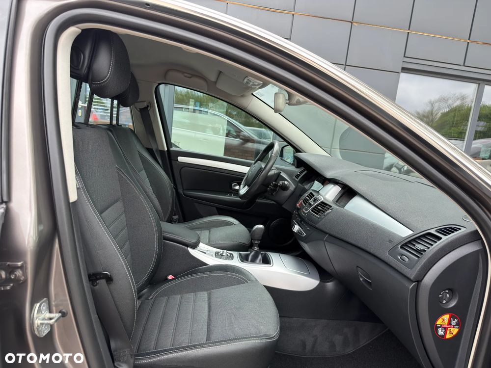 Renault Laguna 2.0 Expression - 29