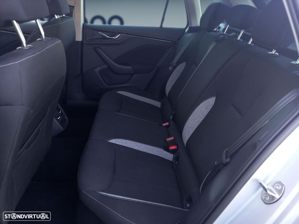 Skoda Kamiq 1.0 TSI Ambition DSG - 14