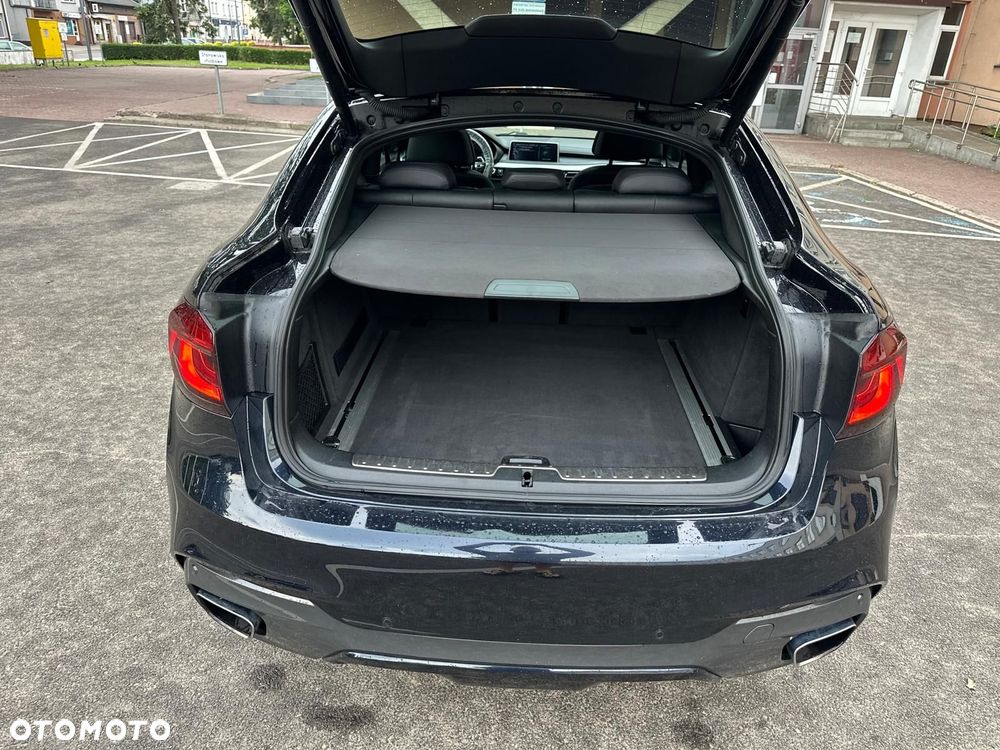 BMW X6 xDrive30d - 33
