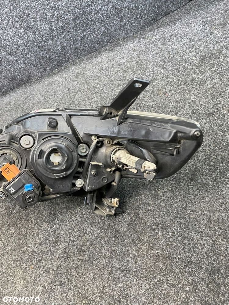 mazda 5 lampa prawa przednia p5115r - 8