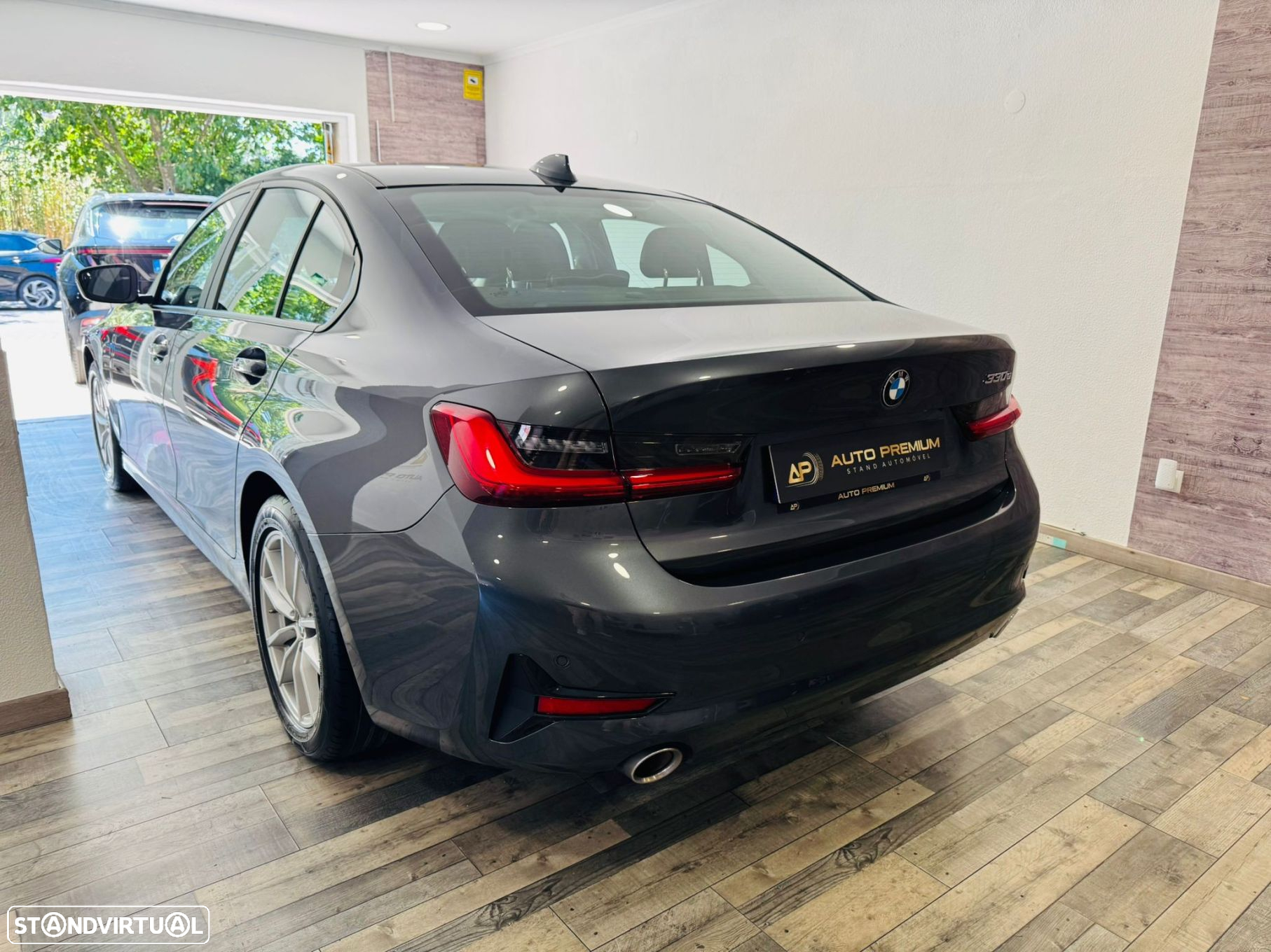 BMW 330 e iPerformance Line Sport - 5