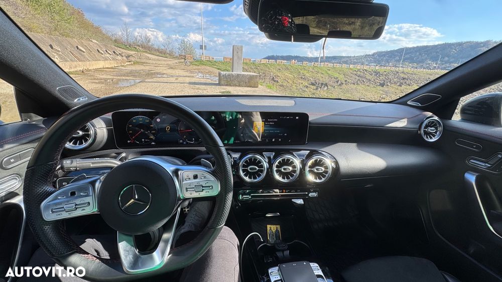 Mercedes-Benz CLA 220 - 12