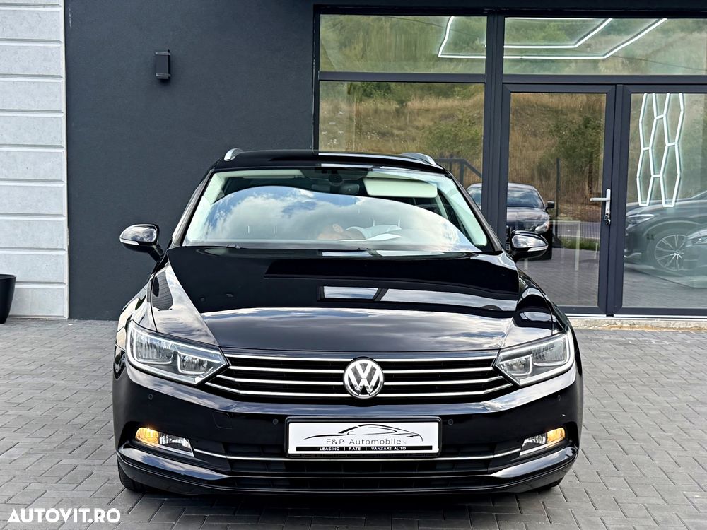 Volkswagen Passat 1.6 TDI SCR DSG Business - 4