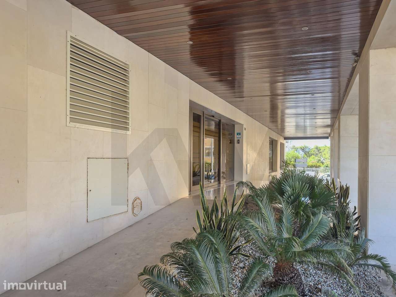 T1 no Condomínio Cascais Atrium com Piscina, Estacionamento e Seguranç - Grande imagem: 2/38