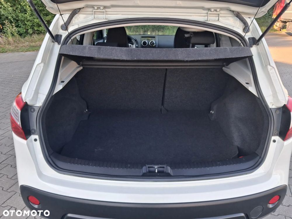 Nissan Qashqai 1.6 Tekna CVT - 32
