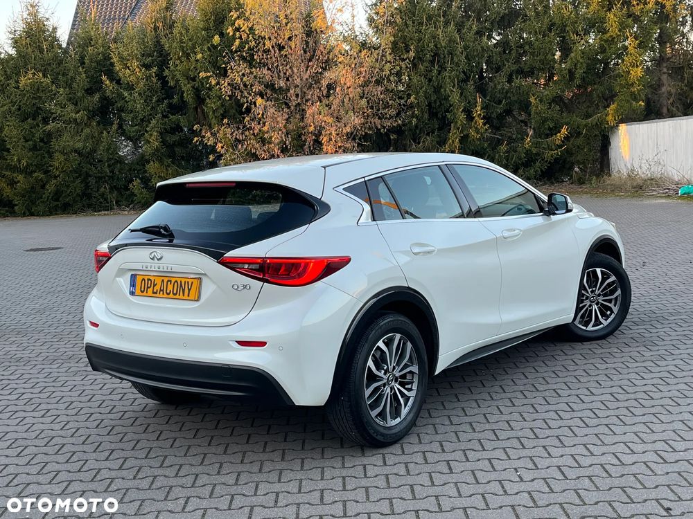 Infiniti Q30 1.5d Business Executive - 38