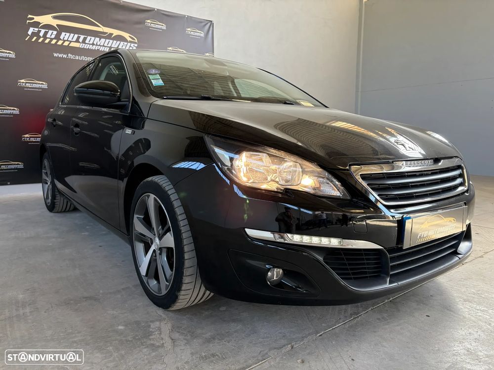 Peugeot 308 1.2 PureTech Style J17 - 2