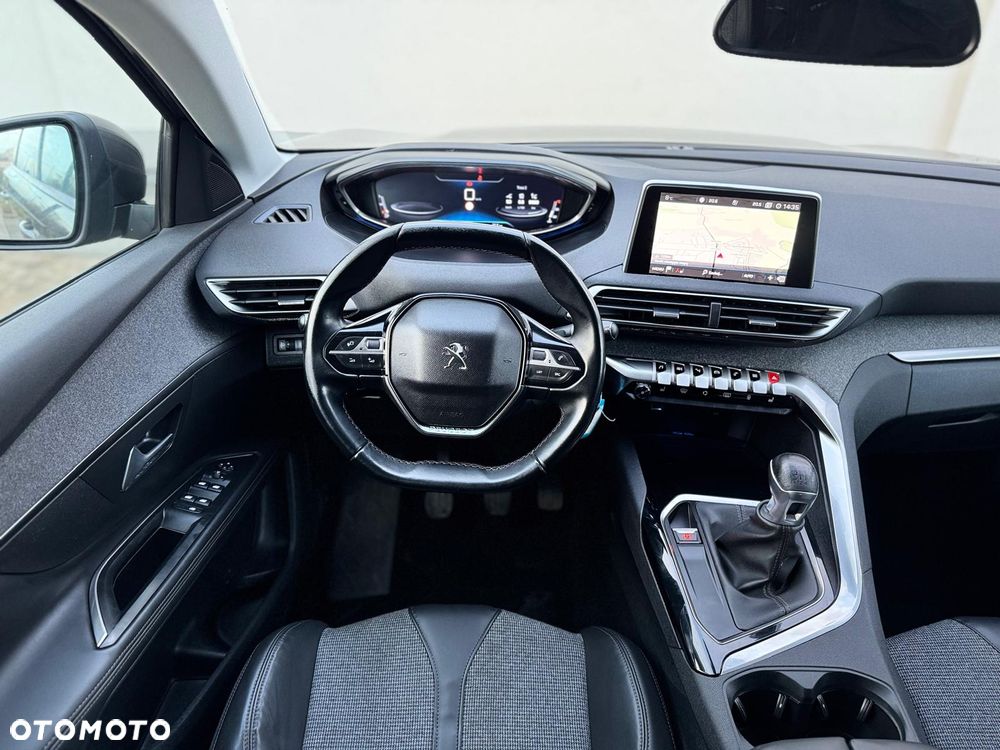 Peugeot 5008 BlueHDi 130 Allure - 22