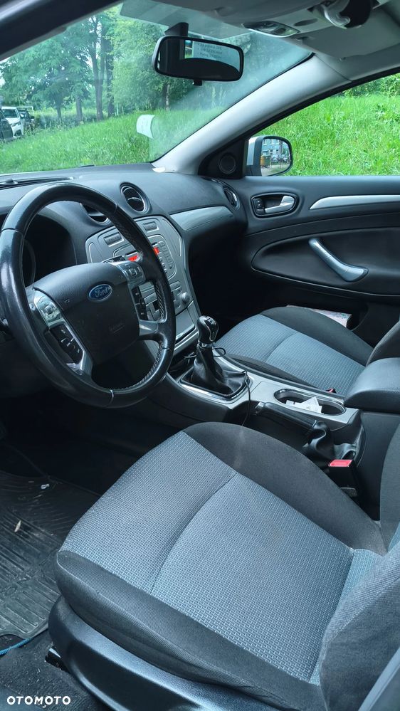 Ford Mondeo - 7
