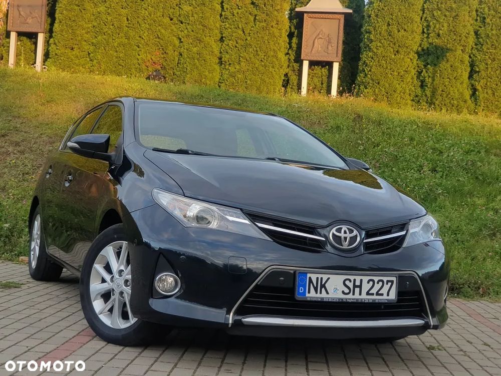Toyota Auris 1.6 Valvematic START Edition - 1