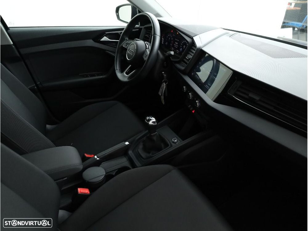 Audi A1 Sportback 25 TFSI Advanced - 14