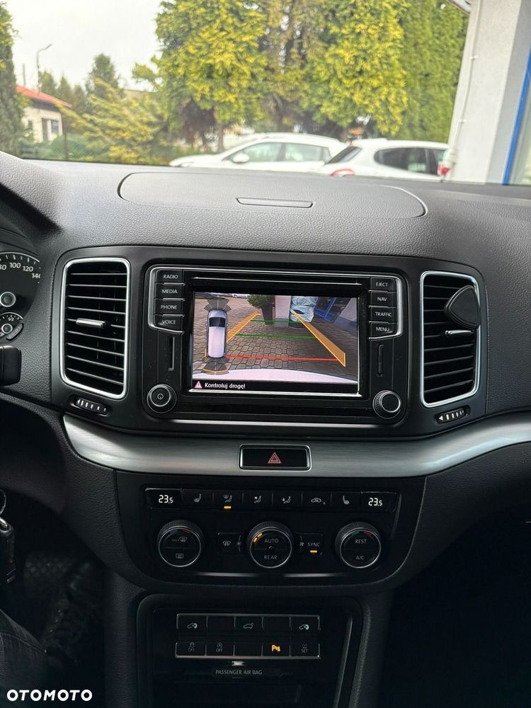Volkswagen Sharan - 25