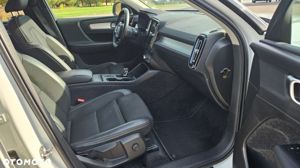 Volvo XC 40 T3 Inscription - 29